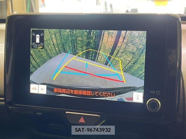 Toyota YARIS CROSS 2025-05 8884682-3