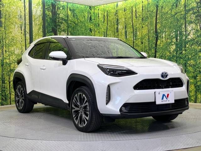 Toyota YARIS CROSS 2021-03 476998-16