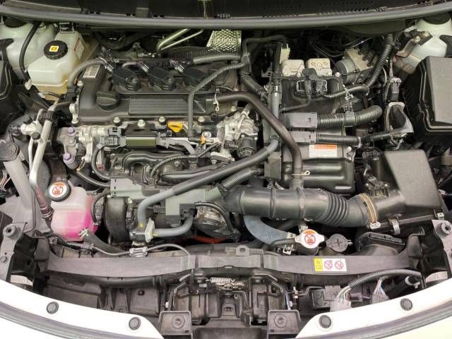 Toyota YARIS CROSS 2021-03 476998-18