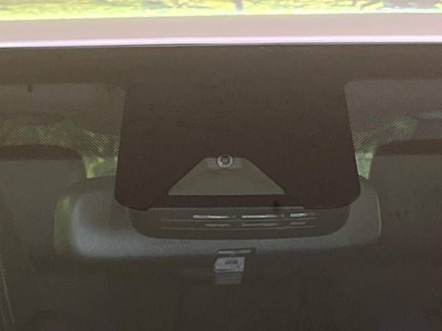 Toyota YARIS CROSS 2021-03 476998-2