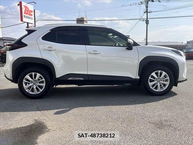 Toyota YARIS CROSS 2021-08 651128-11