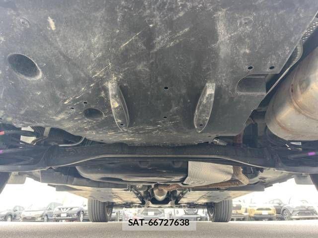 Toyota YARIS CROSS 2023-04 665072-12