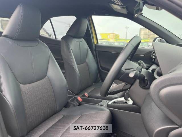 Toyota YARIS CROSS 2023-04 665072-15