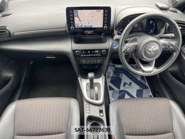 Toyota YARIS CROSS 2023-04 665072-2