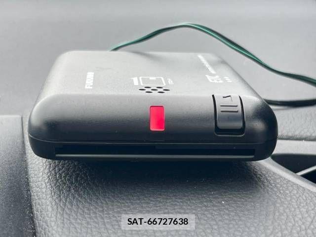 Toyota YARIS CROSS 2023-04 665072-5