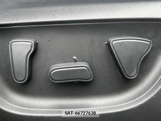 Toyota YARIS CROSS 2023-04 665072-7