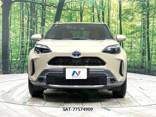 Toyota YARIS CROSS 2023-11 782028-13