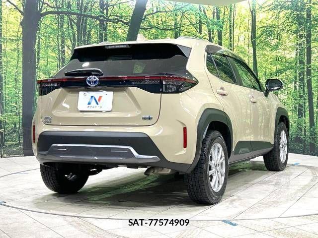 Toyota YARIS CROSS 2023-11 782028-16