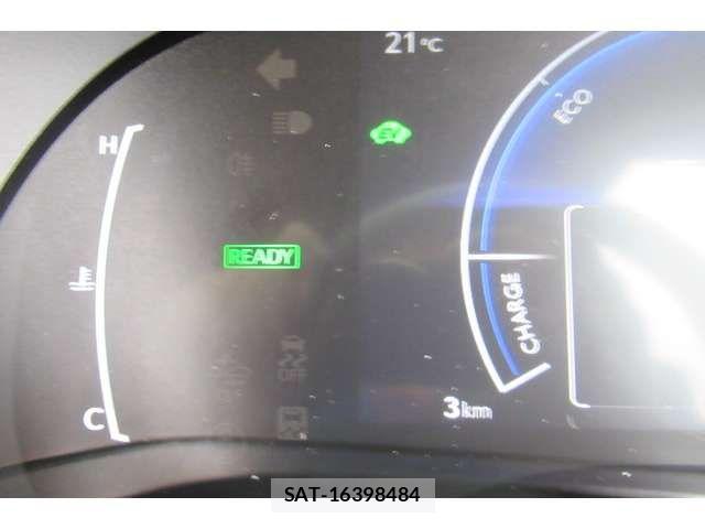 Toyota YARIS CROSS 2025-05 1007811-9