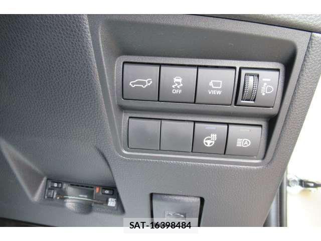 Toyota YARIS CROSS 2025-05 1007811-12