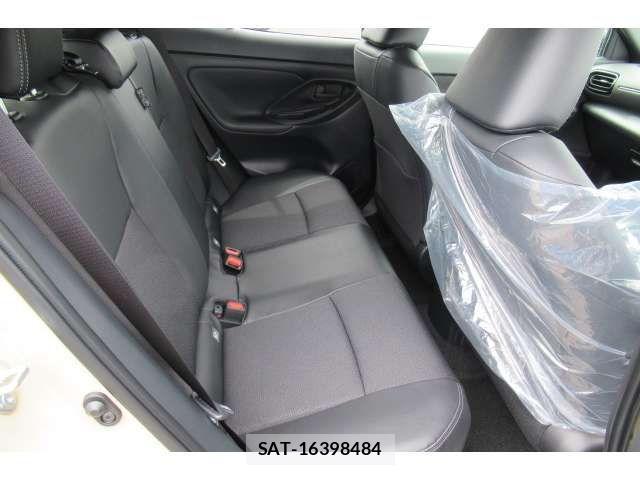 Toyota YARIS CROSS 2025-05 1007811-17
