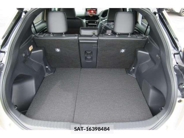 Toyota YARIS CROSS 2025-05 1007811-18