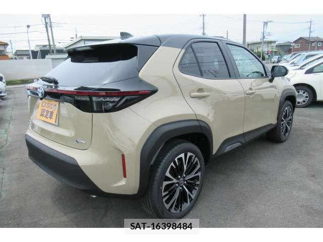 Toyota YARIS CROSS 2025-05 1007811-3