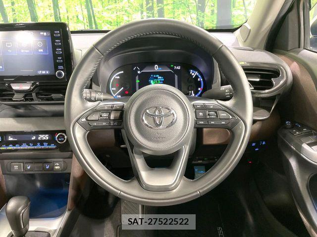Toyota YARIS CROSS 2021-09 1103838-11