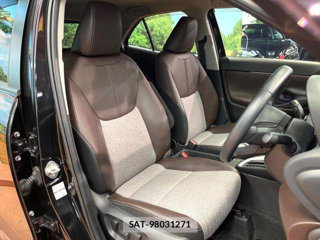 Toyota YARIS CROSS 2021-04 1128566-10