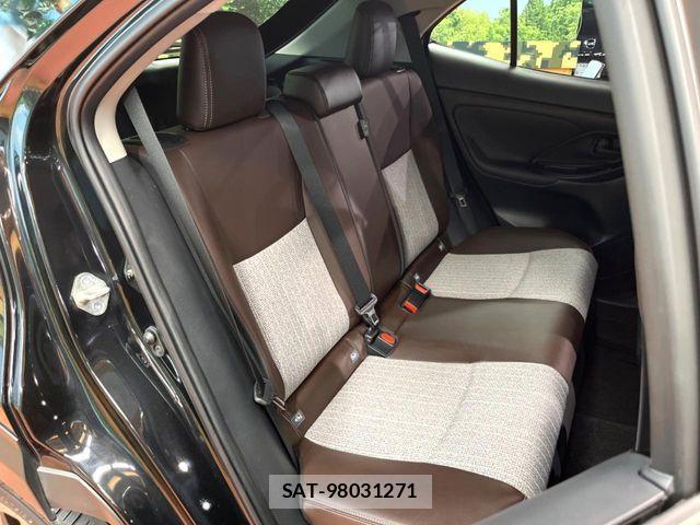 Toyota YARIS CROSS 2021-04 1128566-11