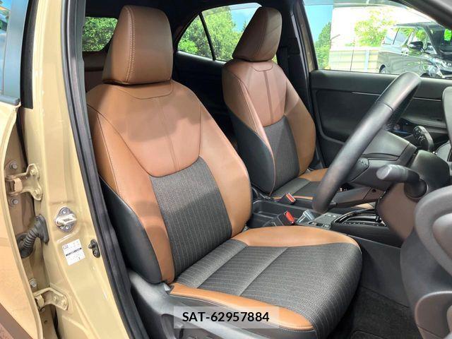 Toyota YARIS CROSS 2022-11 1128579-11