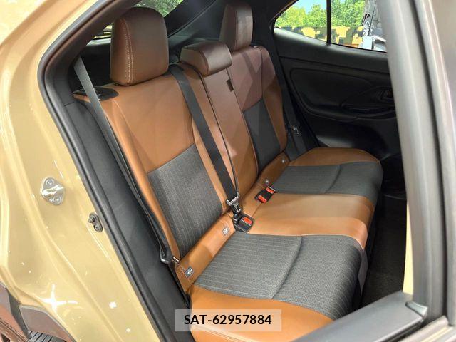 Toyota YARIS CROSS 2022-11 1128579-12