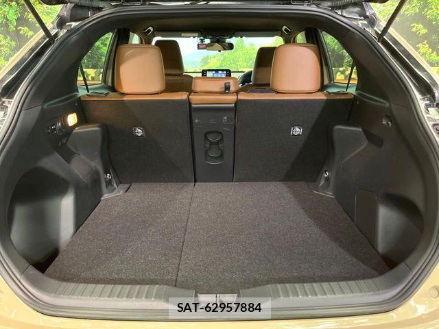 Toyota YARIS CROSS 2022-11 1128579-13
