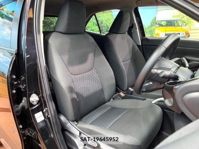 Toyota YARIS CROSS 2022-07 1204802-10