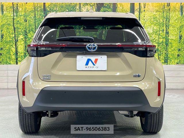 Toyota YARIS CROSS 2022-11 1310136-14