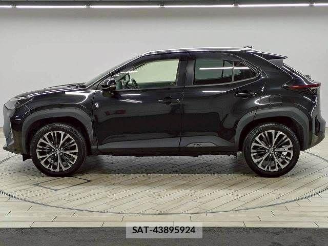 Toyota YARIS CROSS 2020-10 1477363-17