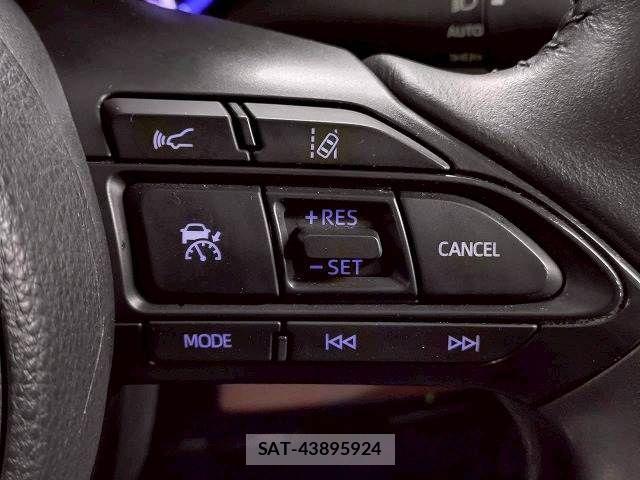 Toyota YARIS CROSS 2020-10 1477363-7