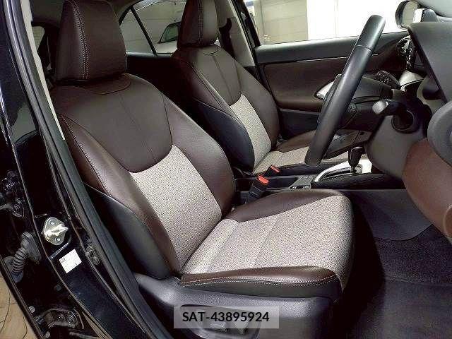 Toyota YARIS CROSS 2020-10 1477363-8