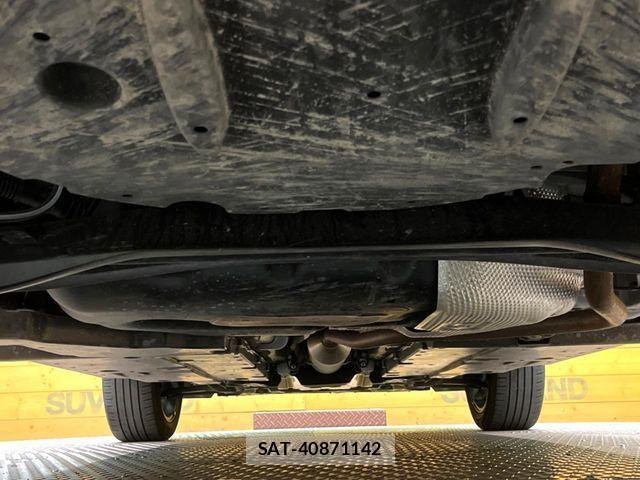 Toyota YARIS CROSS 2025-04 1935084-18