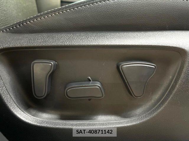 Toyota YARIS CROSS 2025-04 1935084-6