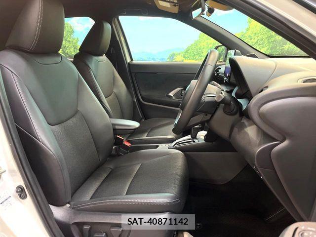 Toyota YARIS CROSS 2025-04 1935084-8