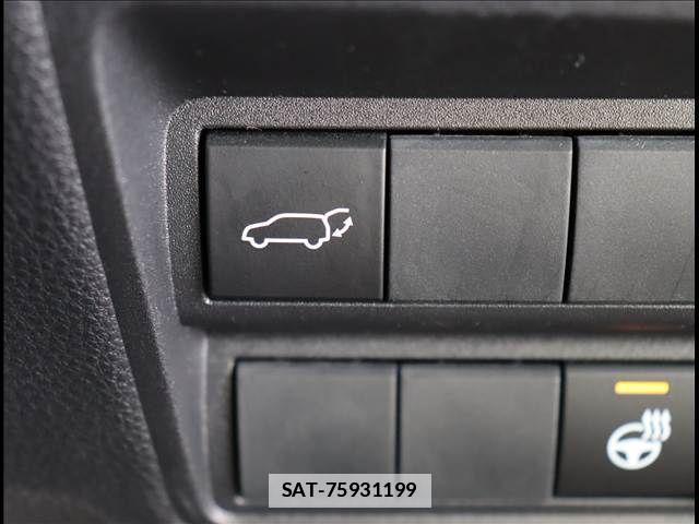 Toyota YARIS CROSS 2022-12 2011756-17