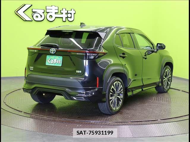 Toyota YARIS CROSS 2022-12 2011756-1