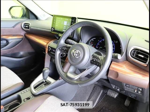 Toyota YARIS CROSS 2022-12 2011756-19