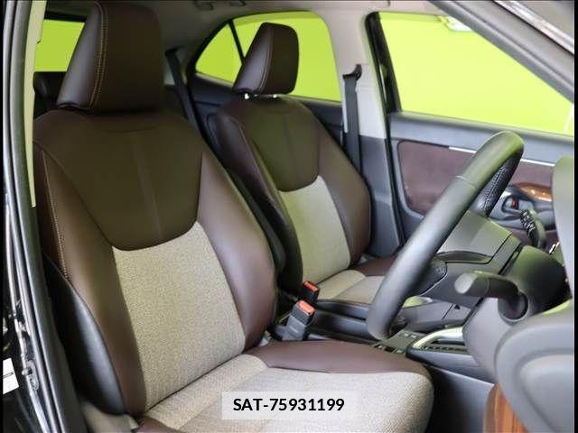 Toyota YARIS CROSS 2022-12 2011756-21