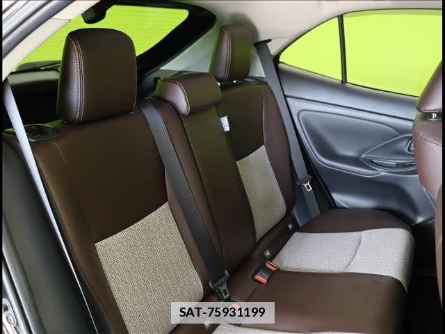 Toyota YARIS CROSS 2022-12 2011756-26