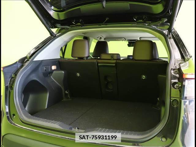 Toyota YARIS CROSS 2022-12 2011756-27
