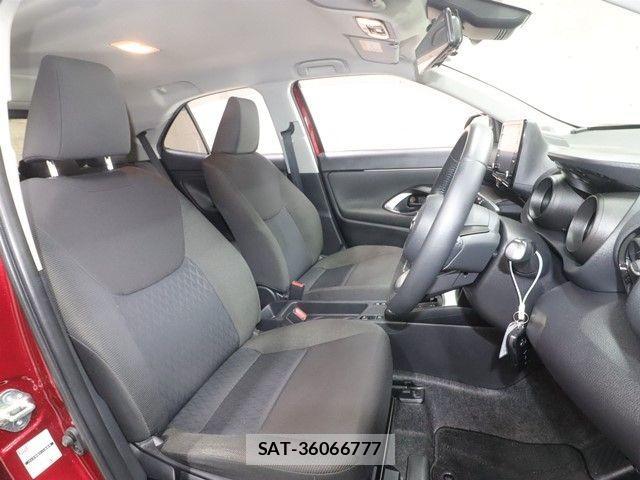 Toyota YARIS CROSS 2020-10 4178100-3