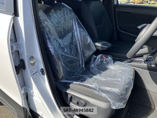 Toyota YARIS CROSS 2026-04 6505328-11