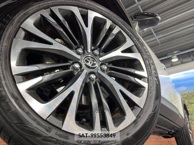 Toyota YARIS CROSS 2023-02 6615959-12