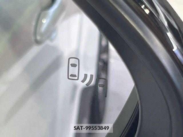 Toyota YARIS CROSS 2023-02 6615959-5
