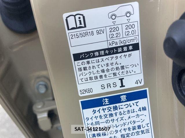 Toyota YARIS CROSS 2022-01 6615953-19