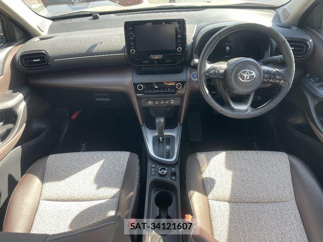 Toyota YARIS CROSS 2022-01 6615953-5