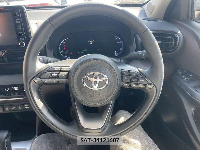Toyota YARIS CROSS 2022-01 6615953-8