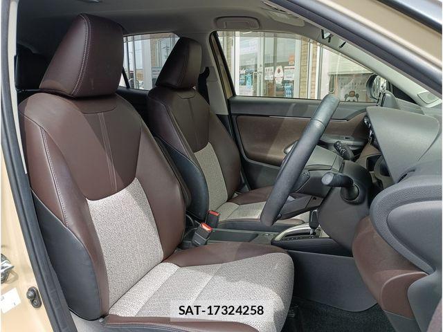 Toyota YARIS CROSS 2021-03 6615968-9