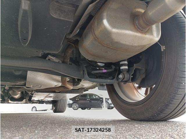 Toyota YARIS CROSS 2021-03 6615968-17