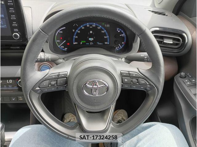 Toyota YARIS CROSS 2021-03 6615968-7