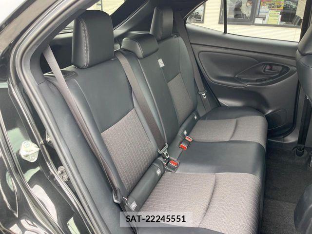 Toyota YARIS CROSS 2023-10 6615958-9