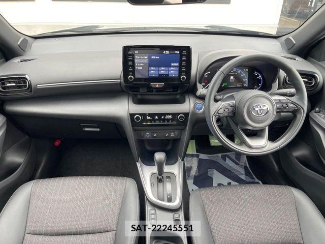 Toyota YARIS CROSS 2023-10 6615958-1