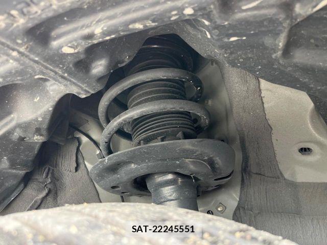 Toyota YARIS CROSS 2023-10 6615958-19
